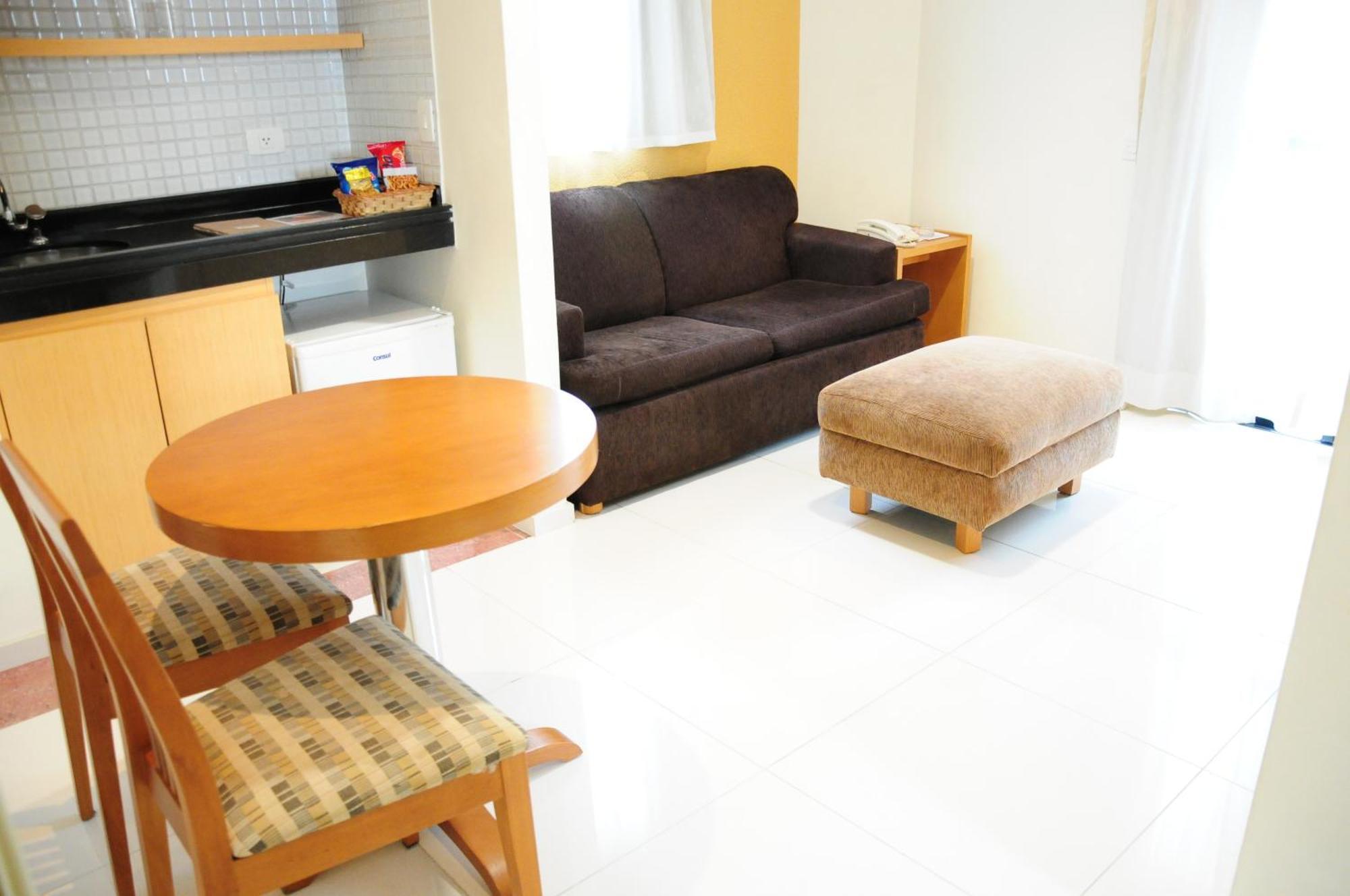 Brasilia Santana Gold Flat — Photos 1